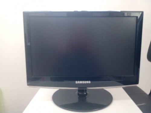 Monitor Lcd Samsumg 15.6 633nw - Usado Preto (Usado)