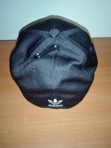 Gorra adidas