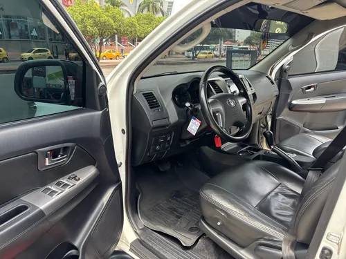 Toyota Fortuner Sr5 2.7 4x2 At