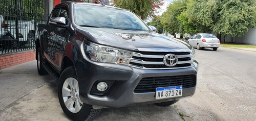 Toyota Hilux 2.8 Cd Srv Pack 177cv 4x2 2017