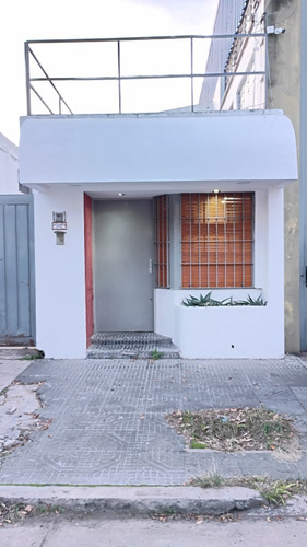 Se Alquila Casa En Ciudadela