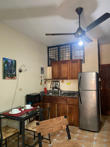 Alquiler Apartamento Amueblado De 2 Habitaciones Próximo Al Parque Independencia Y La Zona Colonial, Santo Domingo
