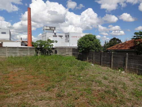 Imagem 4 de 5 de Terrenos - Ref: L143
