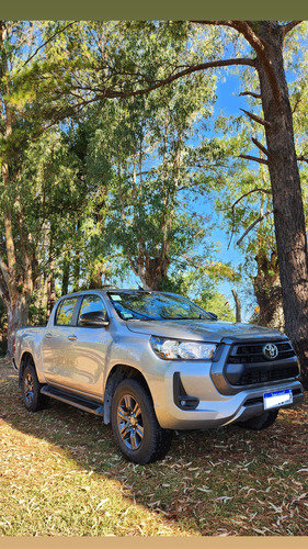 Toyota Hilux Pick-up 2.8 Cd Sr 204cv 4x4