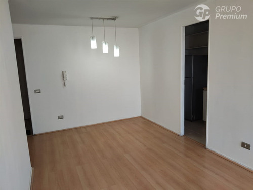 Departamento De 2d, Est. Y Bodega En Venta En Independencia