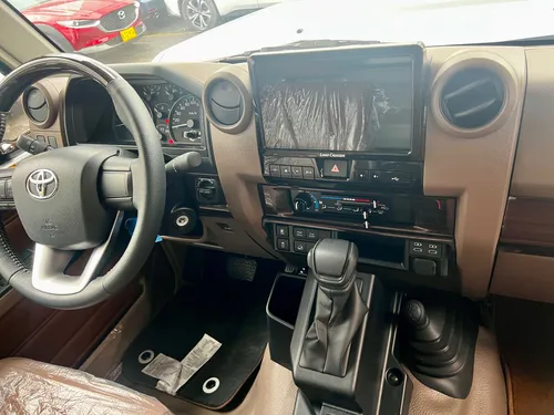 Toyota Land Cruiser Gdj79l