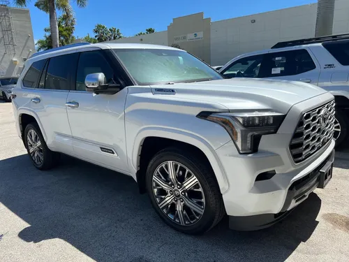 Toyota Sequoia MY25 Capstone