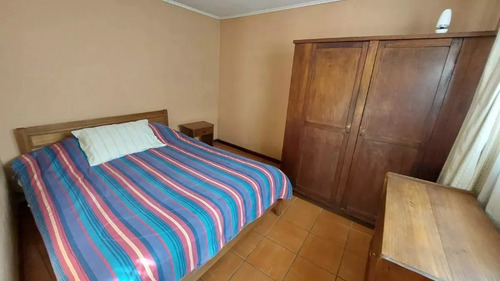 Comoda Casa De Un Piso A Pasos De Estacion De Tren