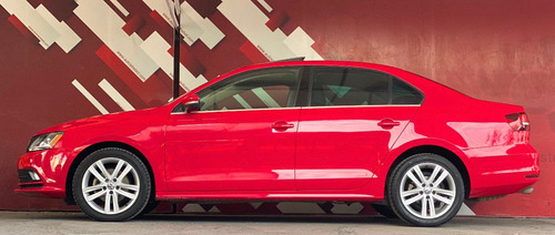 Imagen 3 de 15 de Volkswagen Jetta Sport 2017