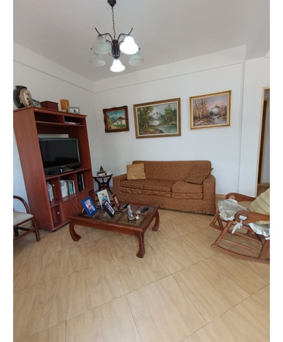 Casa Lagunetica 135.49 Mts 2 6 Hab 4 Baños 5 P/e