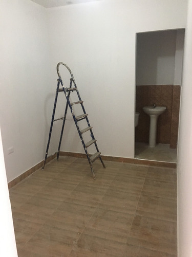 Imagen 5 de 14 de Alquiler De Cuartos En San Juan De Lurigancho (wifi Gratis)