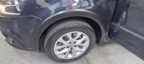 Volkswagen Suran Cross 1.6 Highline 101cv