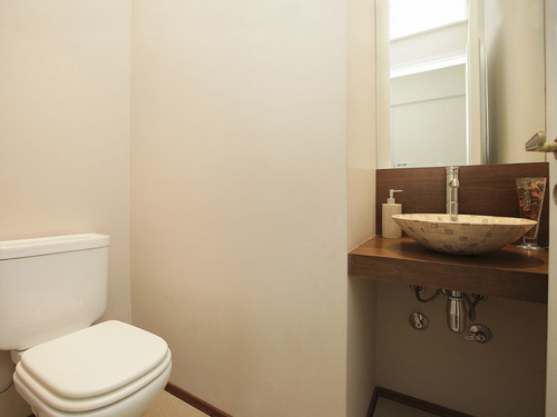 Impecable Penthouse En Pocitos Ref. 4761