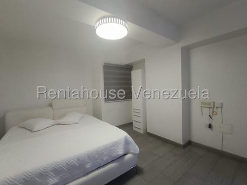 Apartamento Amoblado En Venta San Isidro Maracay 25-13509