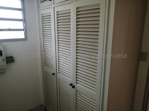 Ip Vendo Casa En El Marques 25-14013