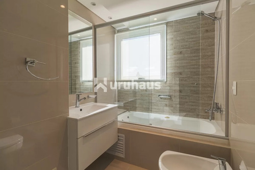 Alquiler Apartamento Tres Dormitorios Punta Del Este Edificio Look Brava