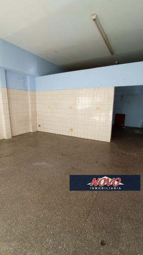 Imagen 4 de 9 de Local Comercial 140 M2