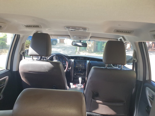 Imagen 9 de 12 de Toyota Sw4 4x4 Srx 2.8 Tdi 6 A/t 7a