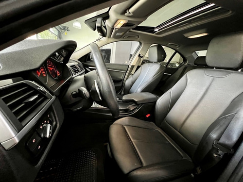 BMW Serie 3 3.0 330i Sedan Sport Line 252cv