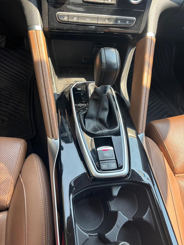 Renault Koleos 2.5 Iconic Cvt