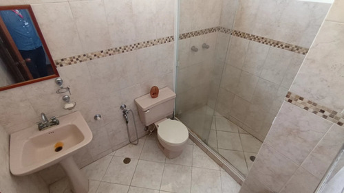 Townhouse Altos De Guataparo Residencias Las Villas. Planta 100%