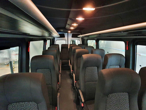Imagen 3 de 6 de Mercedes Benz Sprinter 516 2020 0km 19+1 Minibus