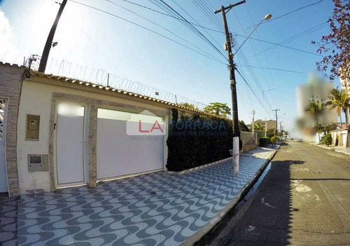 Imagem 2 de 27 de Ref.13941 -casa Isolada- 4 Dormitórios - Piscina -churrasqueira - V13941