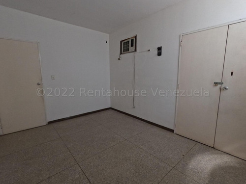 Imagen 11 de 30 de *&casa Comercial En Alquiler En Avenida Rotaria Barquisimeto*=. Monica Carrasquel 0424 556 57 59