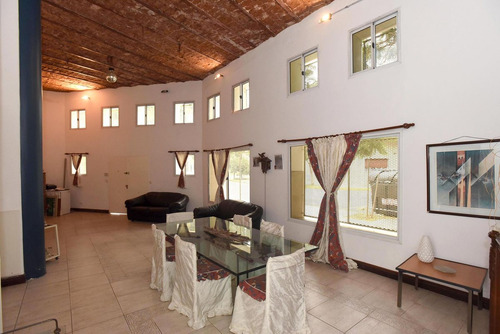 Venta Casa 4 Amb En Flores Cochera, Apto Credito