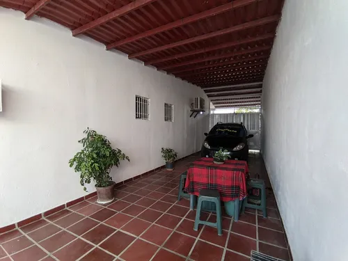 Casa Familiar En La Guardia