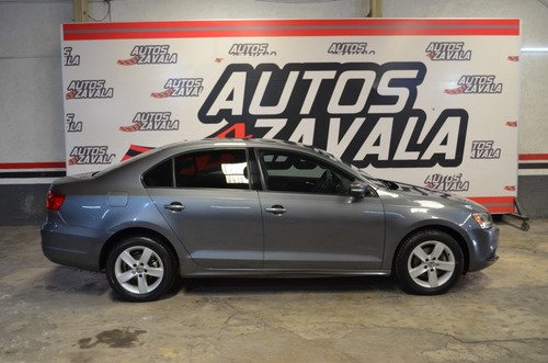 Imagen 2 de 12 de Vw Jetta Style 2.5 2012