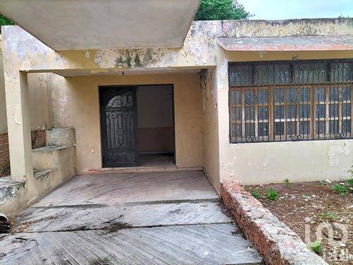 Venta Casa 4 Ambientes Mérida Centro