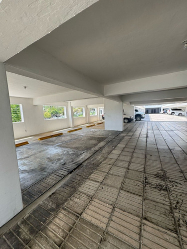 Vendo Piso 8 En Torre Bolívar De La Esperilla De Oportunidad Codigo: Pd382