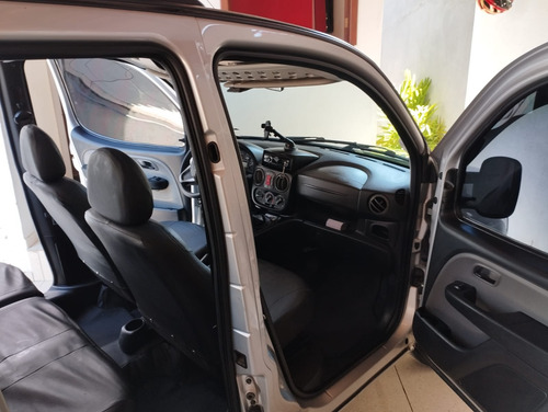 Fiat Doblo 1.8 16v Essence 7l Flex 5p