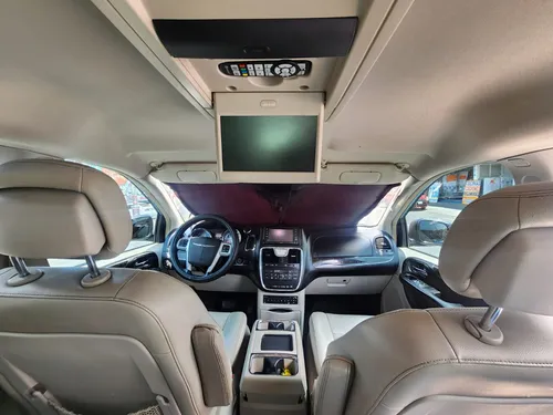 Chrysler Town & Country 3.6 Limited Mt
