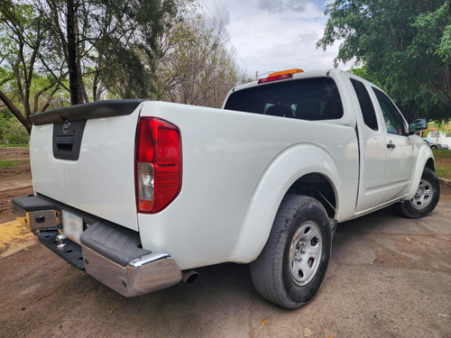 Nissan Frontier 2017, Automática, 4 Cilindros