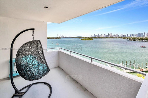 Departamento En Venta En Miami Beach, Miami, Florida