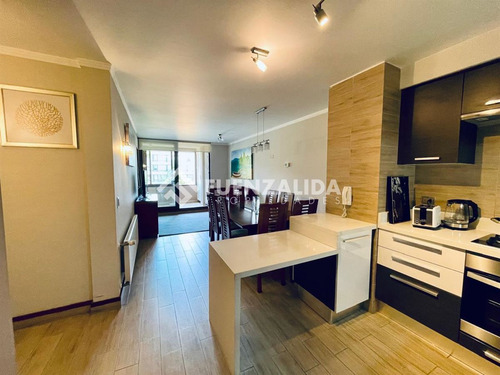 Departamento En Venta Gran Terraza De 2 Dorm. En La Dehesa