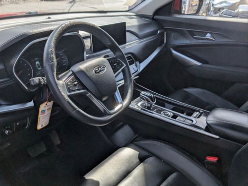 JAC JS8 Luxury