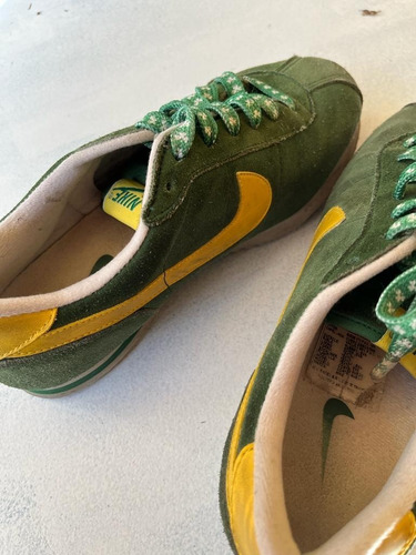Imagen 5 de 7 de Zapatillas Nike Cortez Verdes Gamuza Us 7.5 Poco Uso