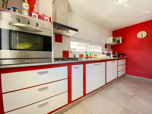 Imagen 12 de 21 de Casa En Funes