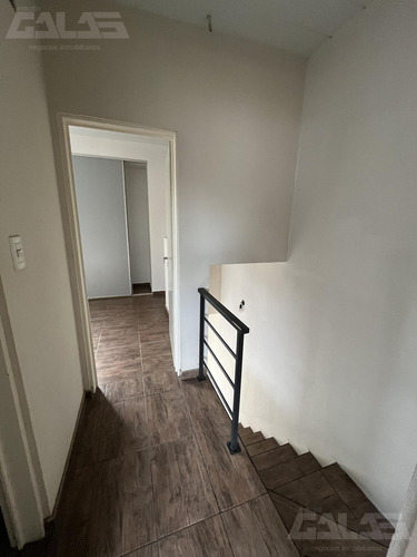 Duplex A Estrenar En Ituzaingo Norte