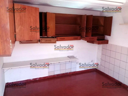 Casa Térrea Para Venda, 2 Dormitório(s), 615.0m² - 6019