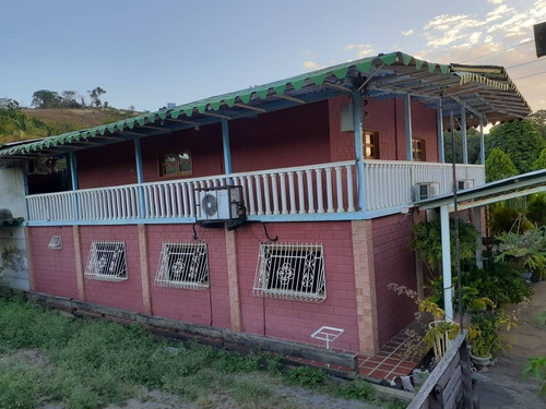 Imagen 2 de 14 de Casa En Venta Entre San Casimiro Y San Sebastián De Los Reyes