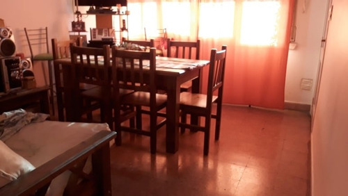 Imagen 3 de 9 de Chalet En Venta En Ituzaingo Norte