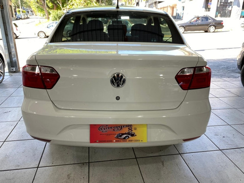 Volkswagen Voyage 1.0 12V MPI TOTALFLEX 4P MANUAL
