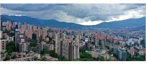 Apartamento Cesión De Derechos, En Poblado Alto