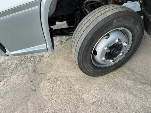 Imagem 5 de 8 de Caminhão Mercedes-benz 915 Accelo