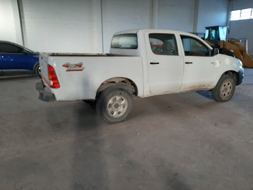 Toyota Hilux Dx 4x4