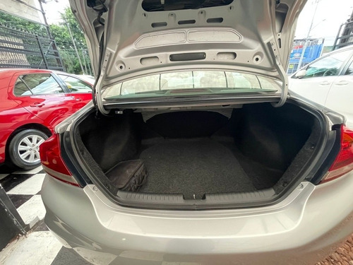 Imagen 12 de 15 de Honda Civic 1.8 Lx Sedan L4 Man. Mt 2014
